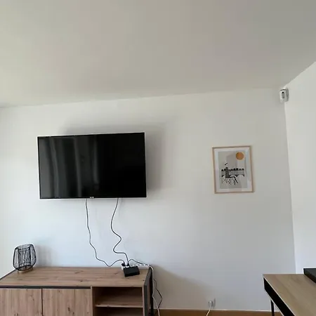 Superbe En Centre-ville, 20min De Paris, 5 Min D'enghien *