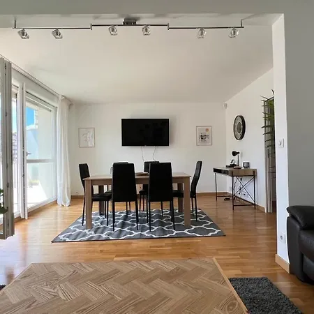 Apartment Superbe En Centre-ville, 20min De Paris, 5 Min D'enghien Saint-Gratien (Val-d'Oise)
